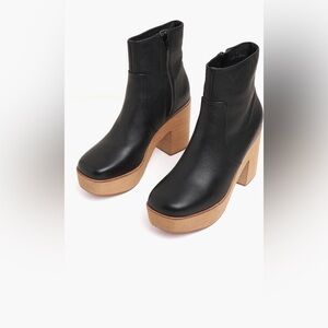 Charlotte Stone Paz boots in black, size 9, new in box